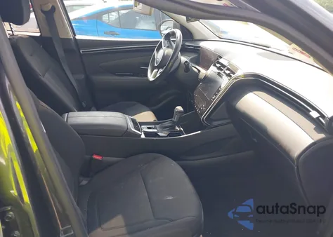 2022 Hyundai Tucson Sel z USA, uszkodzony, nr VIN 5NMJF3AE5NH107373